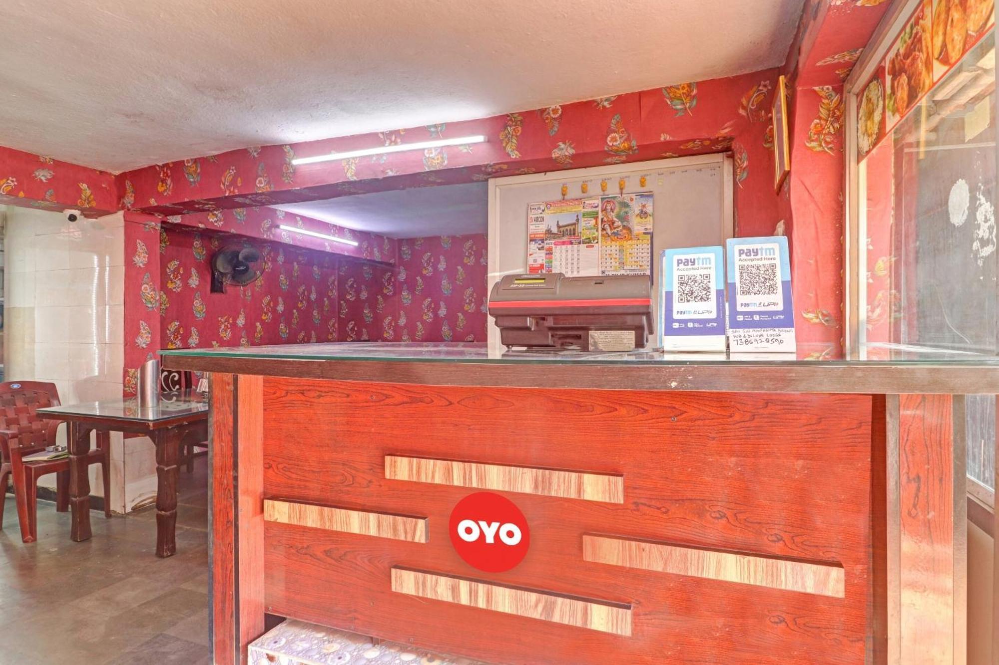 Hotel Oyo Flagship 81051 Sri Sai Manikanta Hyderabad Exterior foto